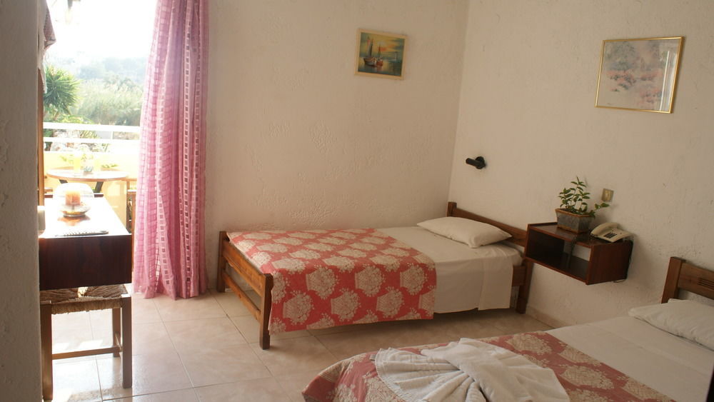Roxani 3* Amoudara (Heraklion)